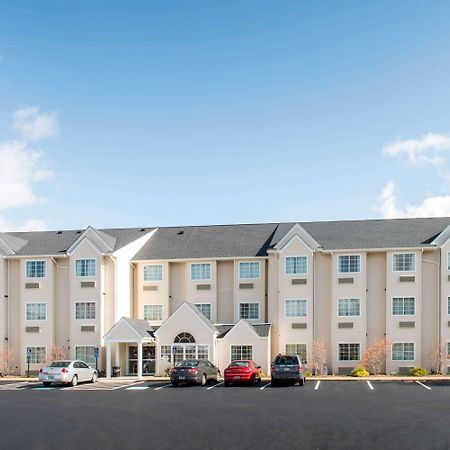 Microtel Inn And Suites North Canton Exterior foto