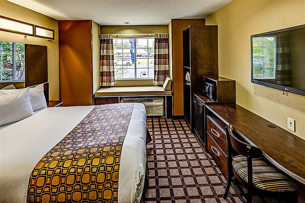 Microtel Inn And Suites North Canton Exterior foto